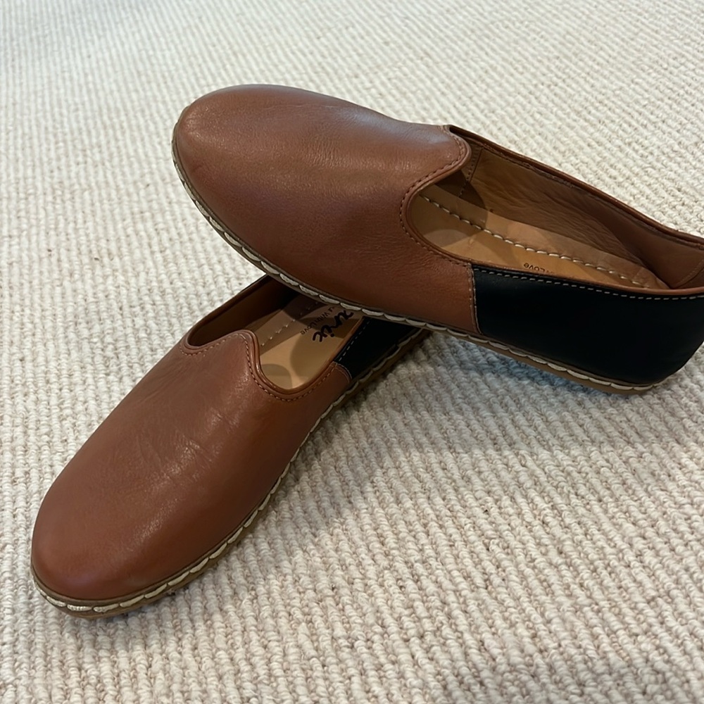 Charix size 37 slip on loafer